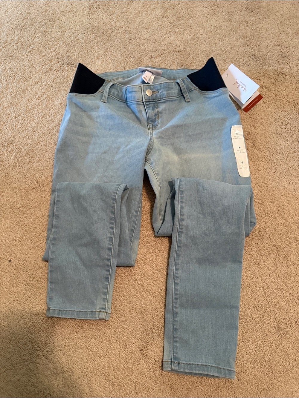 NWT Wm’s Size 6 Isabel Light Blue Women’s Maternity Jeans with Stretch Waistband